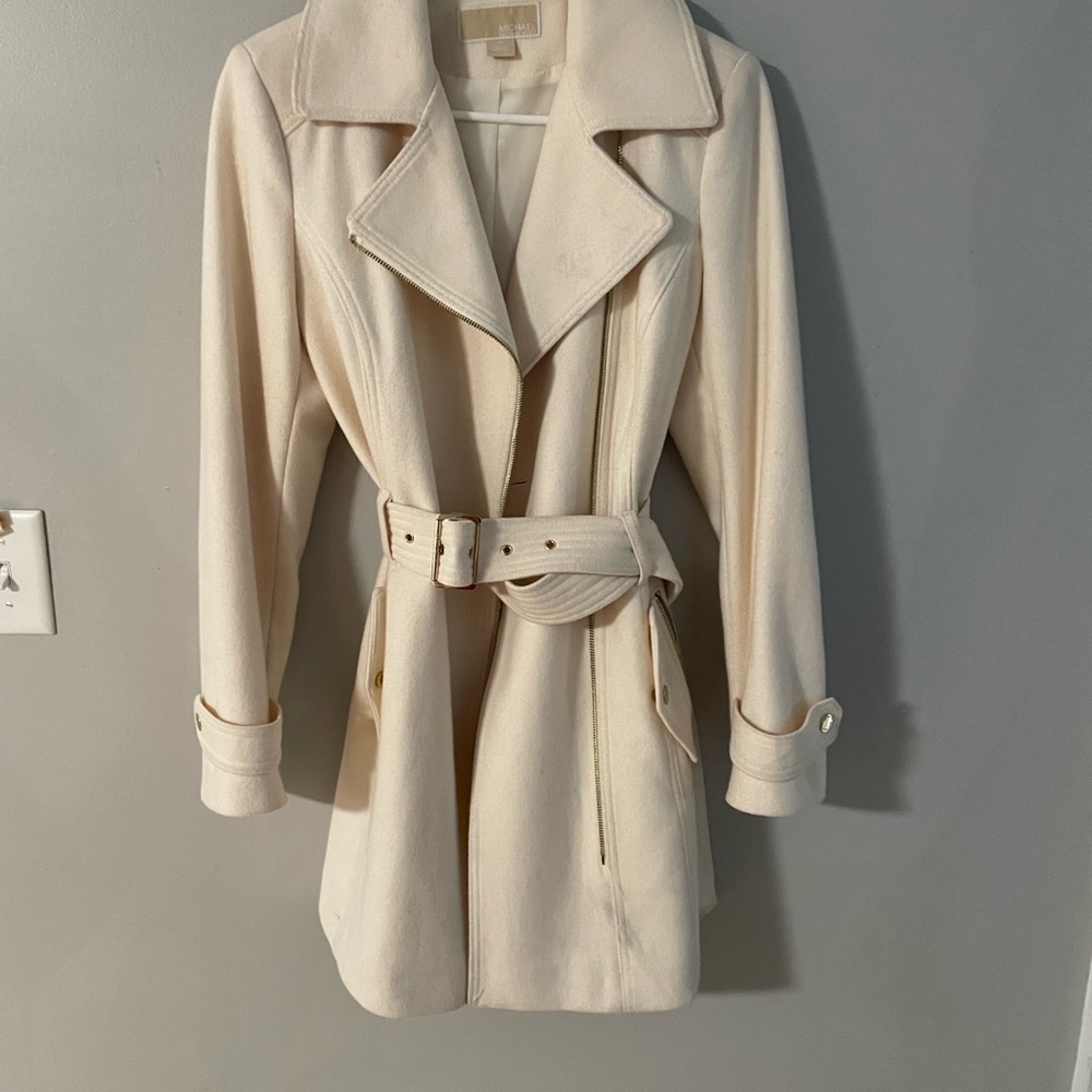 Vintage, Michael Kors cream wool belted with zippers P style jacket M